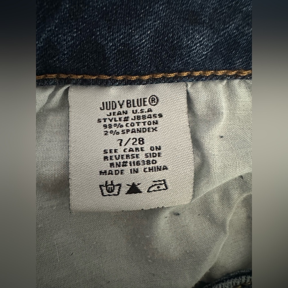 Judy Blu Straight Fit Cropped Jeans Pum Pum Trim Size 7/28 - Picture 6 of 11